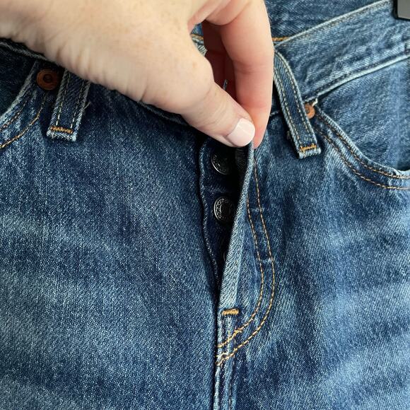 Levi's 501 Tapered Raw Hem Jeans Size 25 High Rise Mid‎ Blue Wash Rigid Denim - Picture 7 of 16